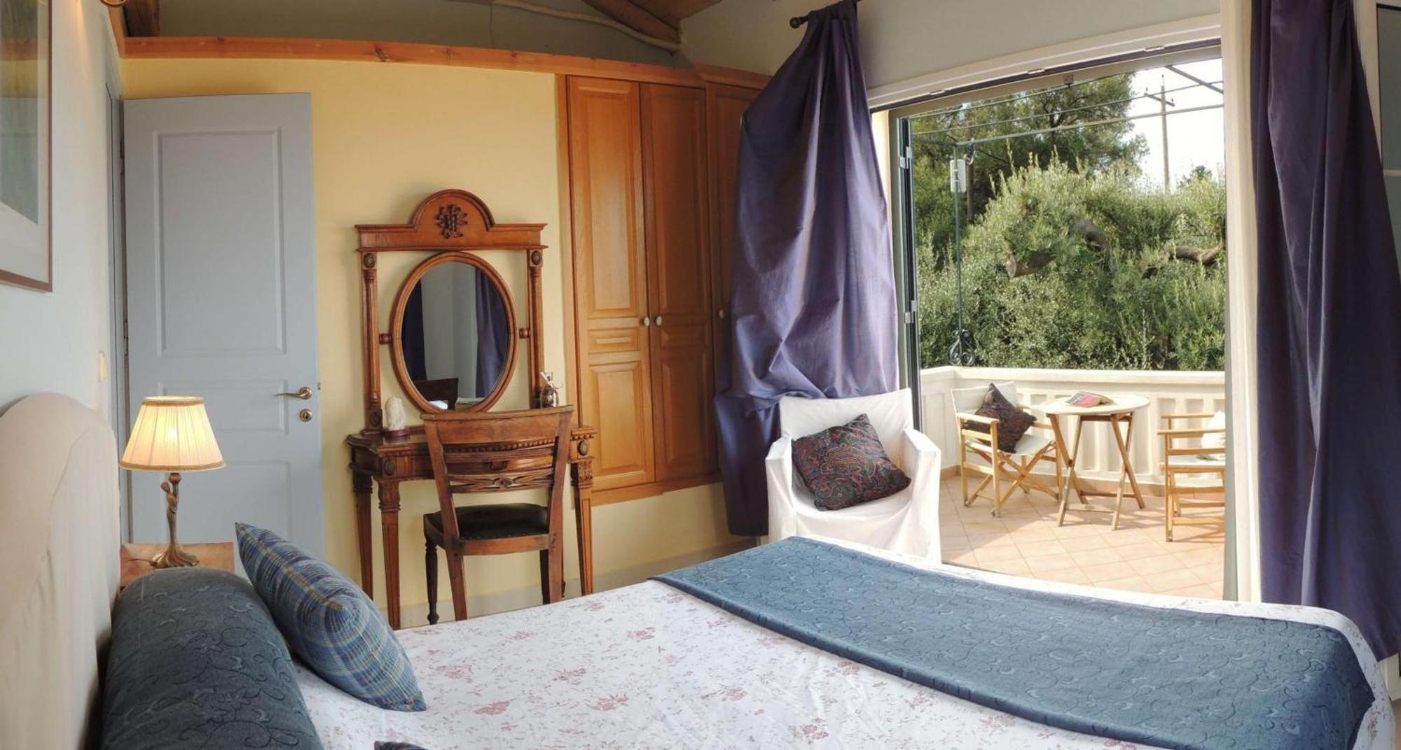 Agios Nikitas Villas エクステリア 写真